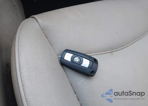 2013 BMW X1 Sdrive28I из США, поврежденный, VIN WBAVM1C52DVW41311